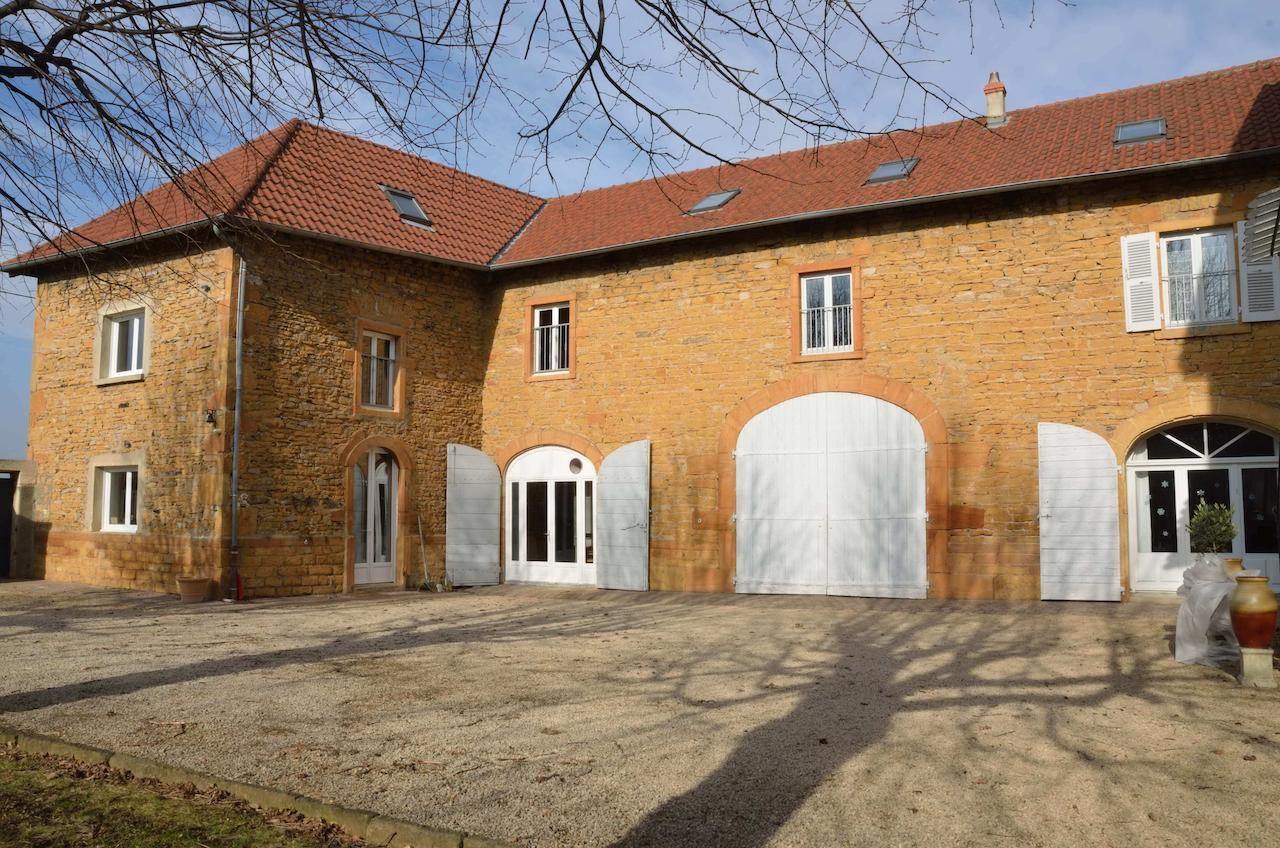 Chambre D'Hotes Le Jardin Des Pierres Dorees Marcy Exterior photo